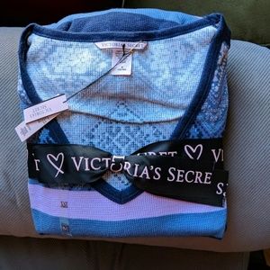 BRAND NEW VS Pajama Set Pink & Blue